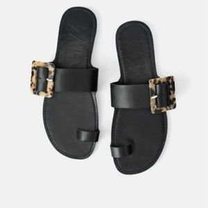Zara Black leather Tortoise Buckle Toe Sandal